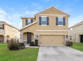 2303 Ashberry Ridge Dr, Plant City, FL 33563