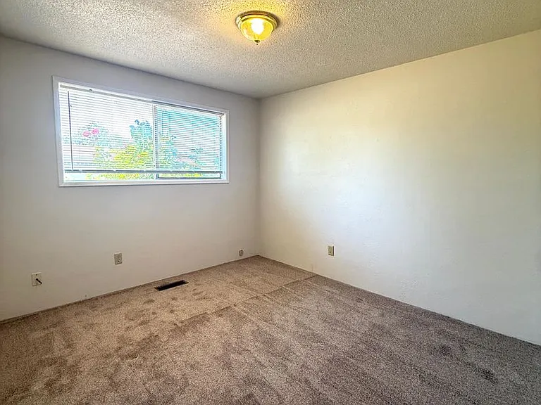 3051 Jason Way — Photo 9