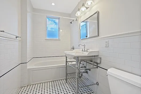 Rented by Avenue Sotheby's International Realty | media 55