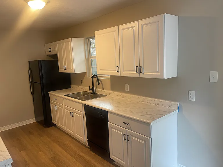1314 Sharlo Ave — Photo 4