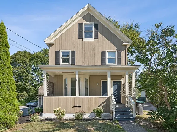 22 York St #2, Kennebunk, ME 04043