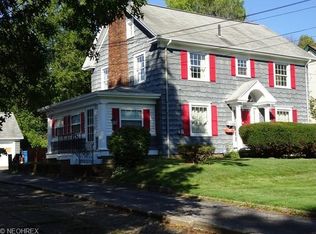 715 N Chestnut St, Ravenna, OH 44266