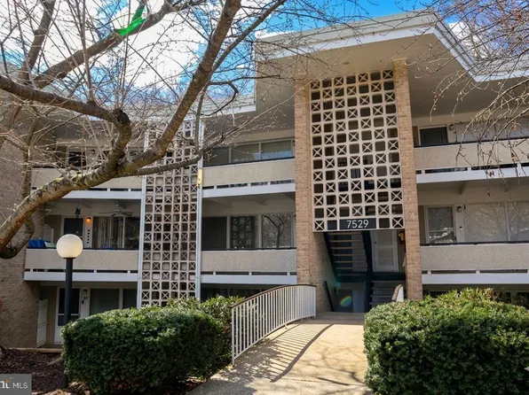 7529 Spring Lake Dr APT C-1, Bethesda, MD 20817