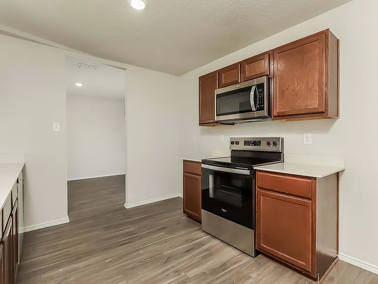 5523 Degan Way — Photo 11