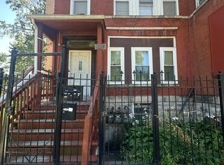 3657 W Ohio St, Chicago, IL 60624