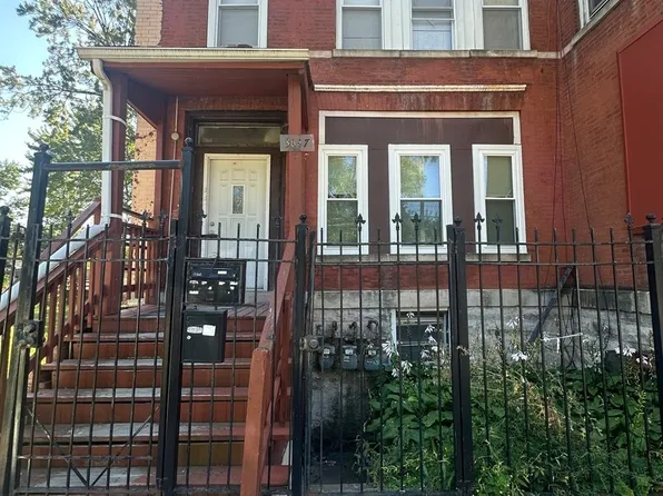3657 W Ohio St, Chicago, IL 60624