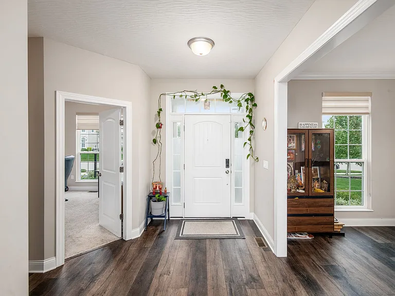 3793 Pyke Dr — Photo 8