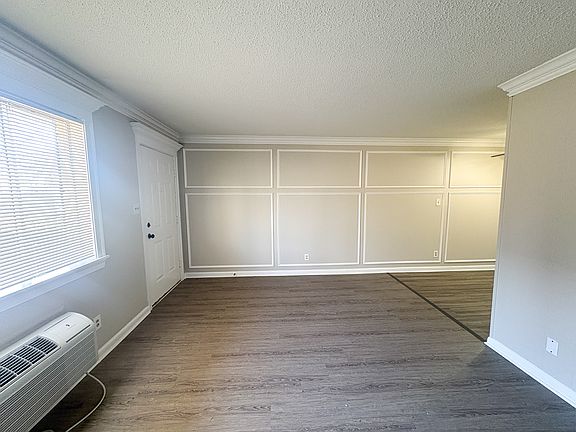 3rd image of 5101 H St APT 1