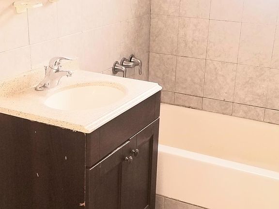 5th image of 160-30 76th Ave #1B