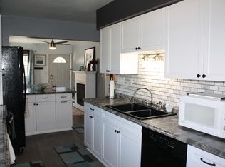 4072 S Shannon Ave, Saint Francis, WI 53235