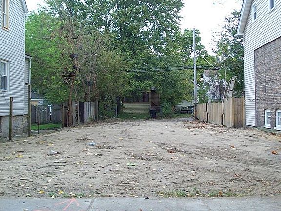 2nd image of 8017 S Marquette Ave #1