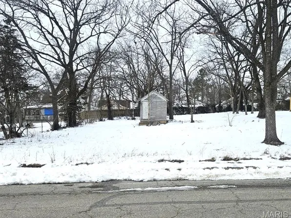 604 E 3rd St, Salem, MO 65560