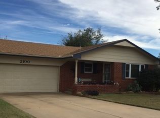 2100 N Bluebird Ln, Altus, OK 73521