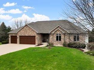 6699 Ridge Point, Sun Prairie, WI 53590