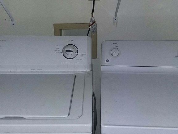 2nd image of 3007 Kingston Cir APT C