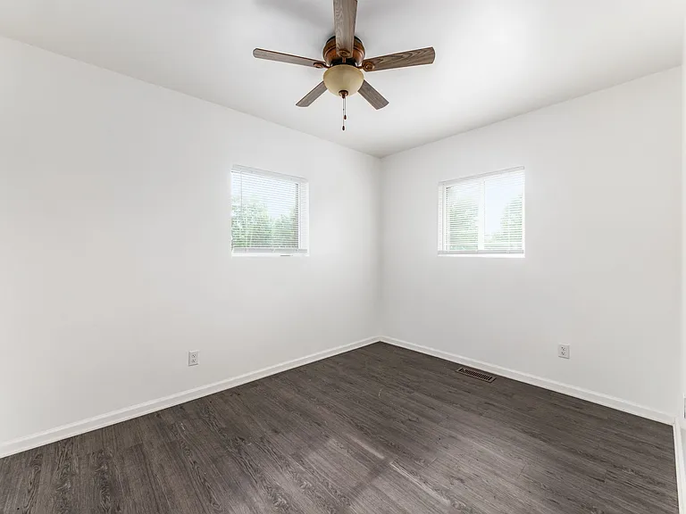 940 Shoemaker Ave #2 — Photo 17