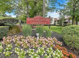 461 Country Club Ln, Pomona, NY 10970