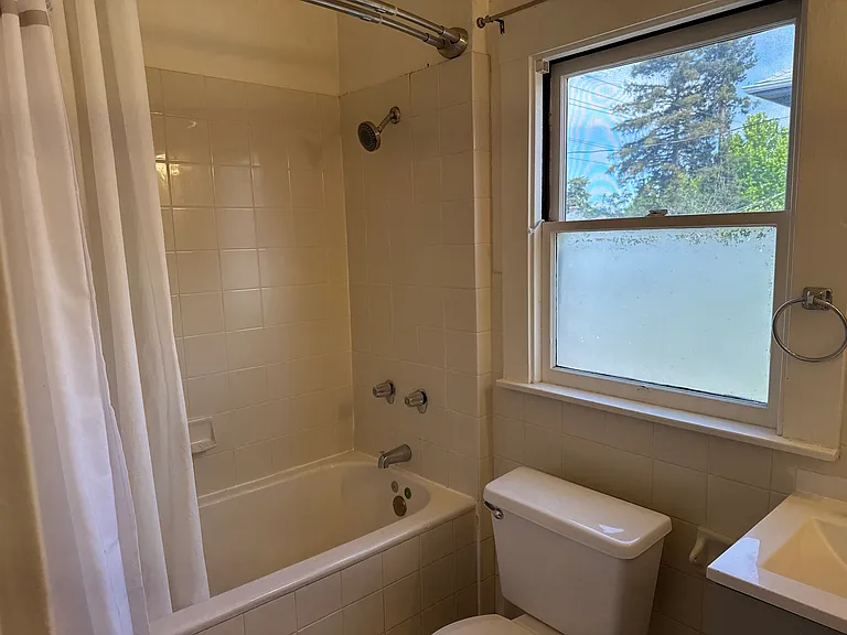 Bathroom tub/shower combo
