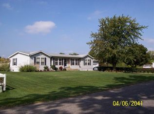 2034 N Pioneer Rd, La Porte, IN 46350