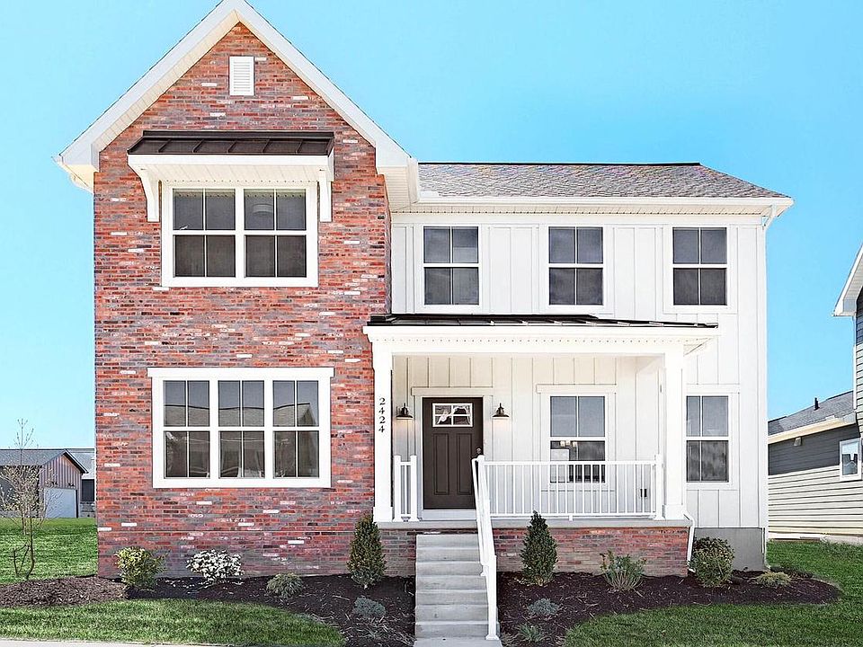 1st image of 2424 Hawthorne Dr