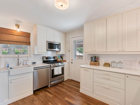 4th image of 3919 Usher Ave