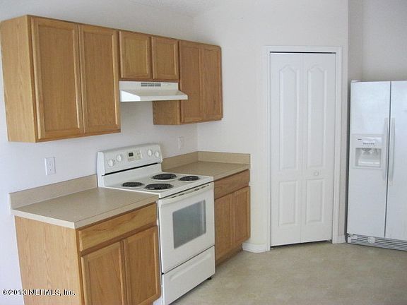 5th image of 13663 Devan Lee Dr E