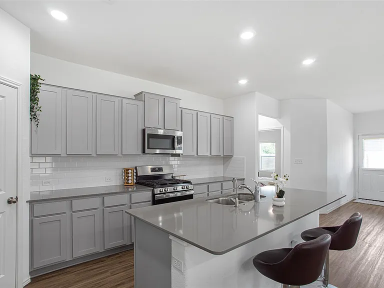 124 Cherry Ridge Rd — Photo 12