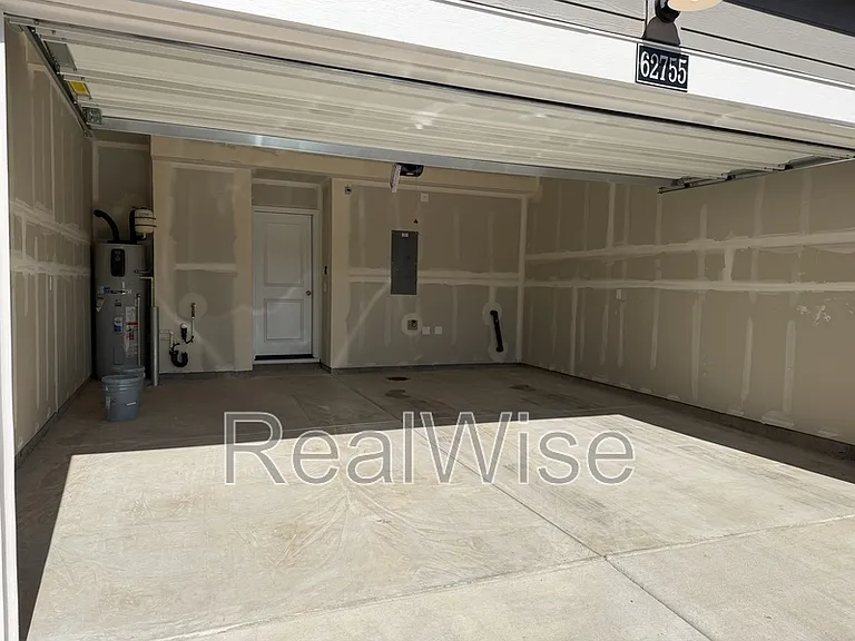 62755 Eagle Rd — Photo 43