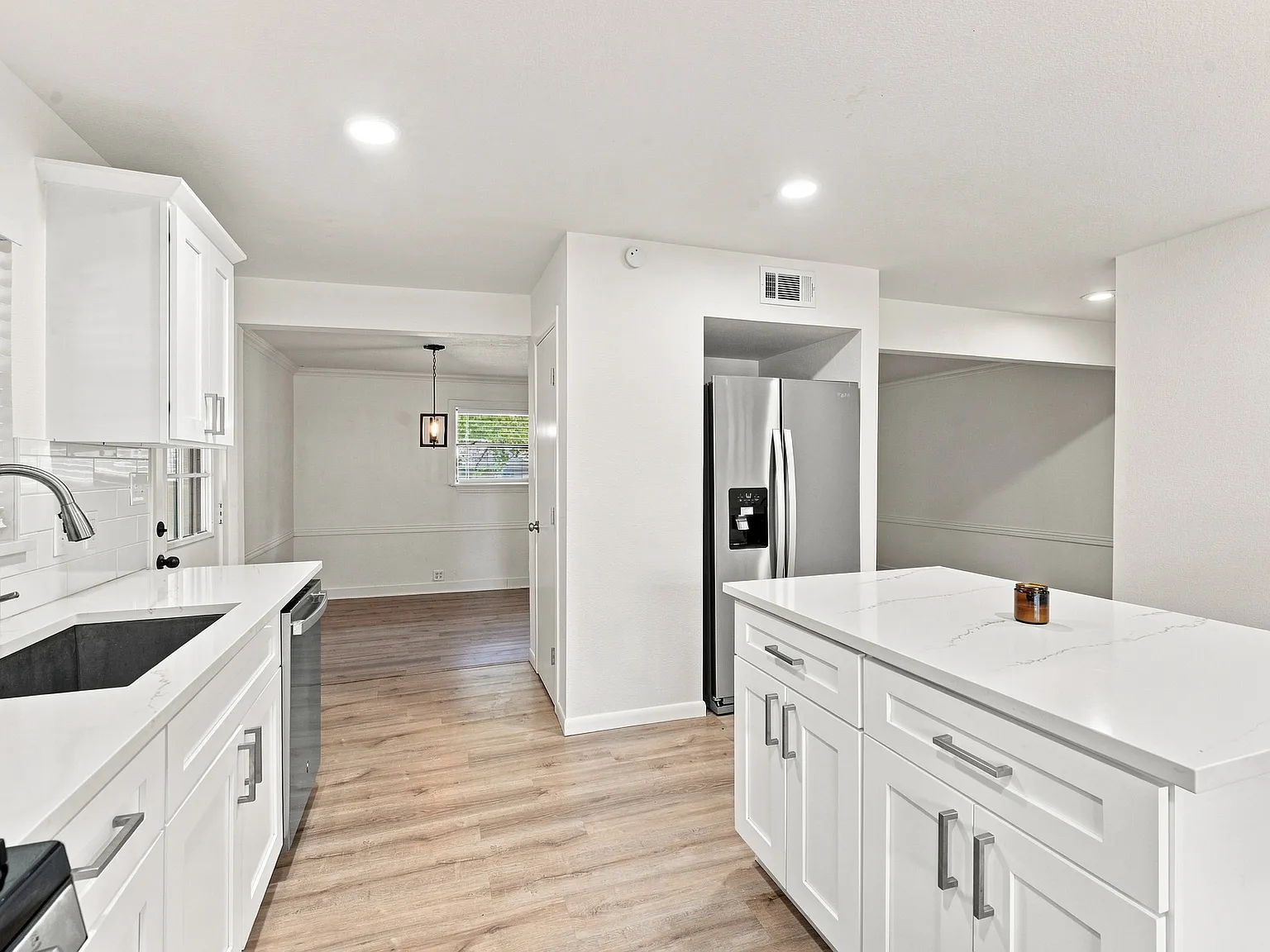 3 bed, 1392 sqft, $1,700 — Photo 4