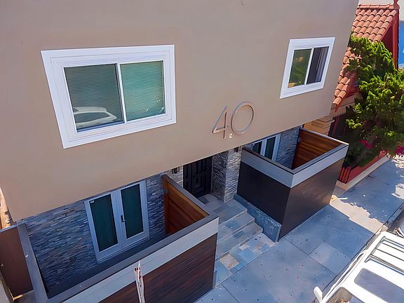 3rd image of 40 Westminster Ave APT 11