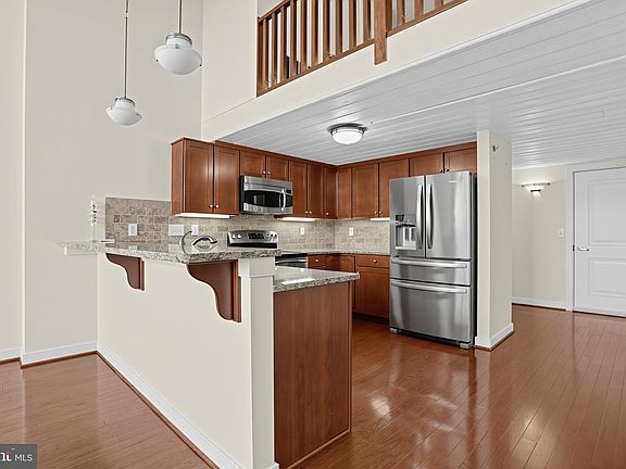 4th image of 21 S Valley Forge Rd Unit 218
