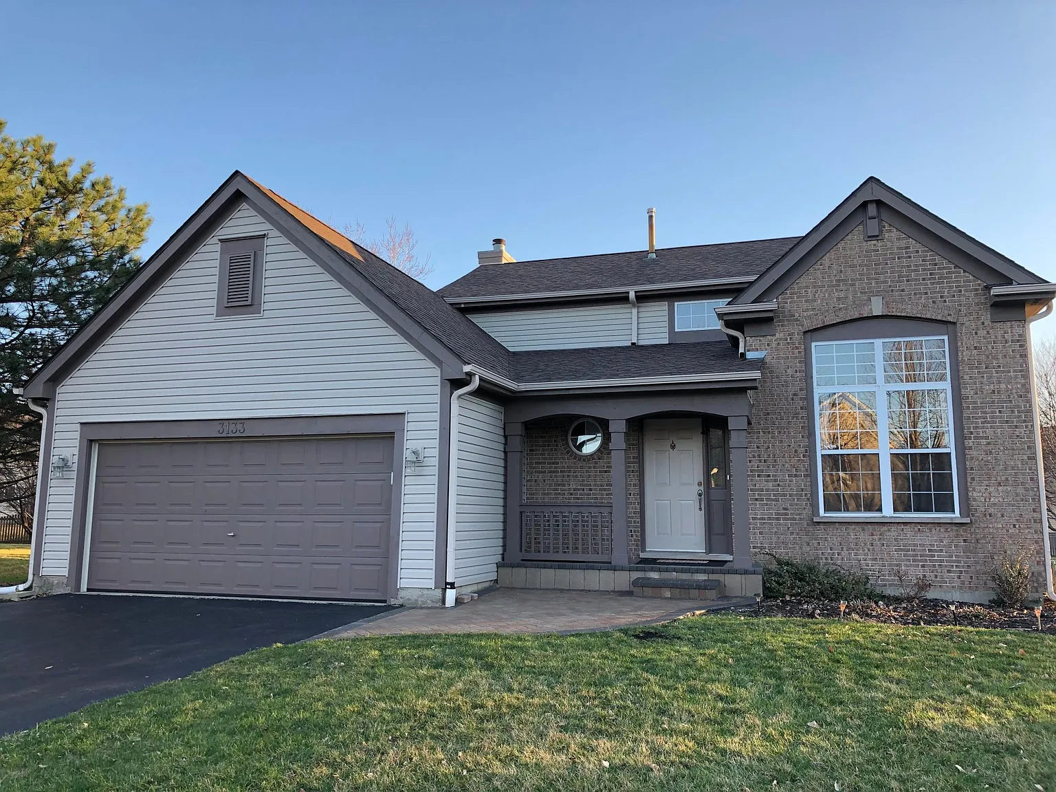 3133 Stratton Ln photo 1