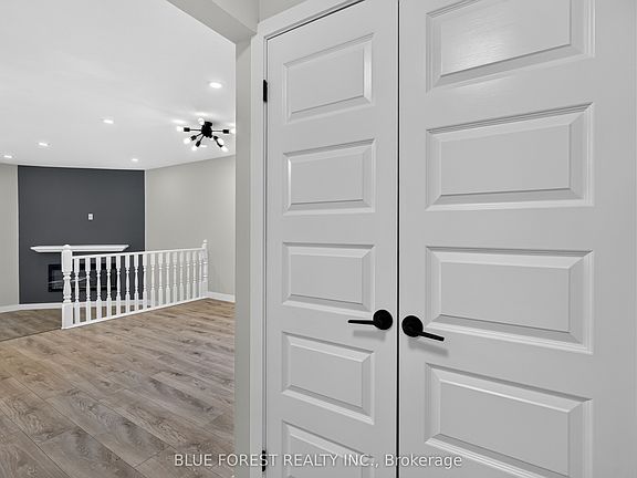 5th image of 1048 Mahogany Rd