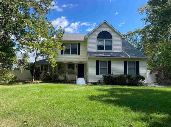11 Lauradell Dr, Ocean View, NJ 08230