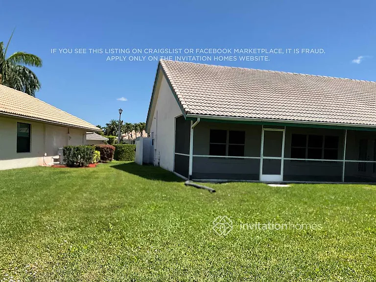7062 Saint Clair Ct — Photo 16