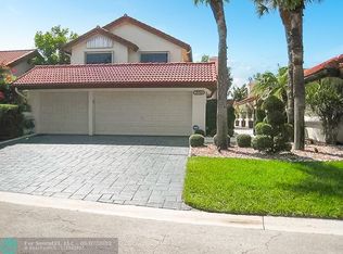 21723 Club Villa Ter, Boca Raton, FL 33433