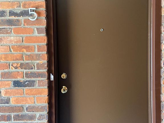 4th image of 1600 Packard St APT 5