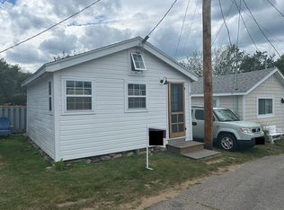 12 Smith Ave, Hampton, NH 03842