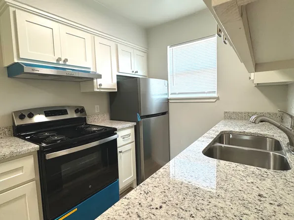 Mockingbird Apartments