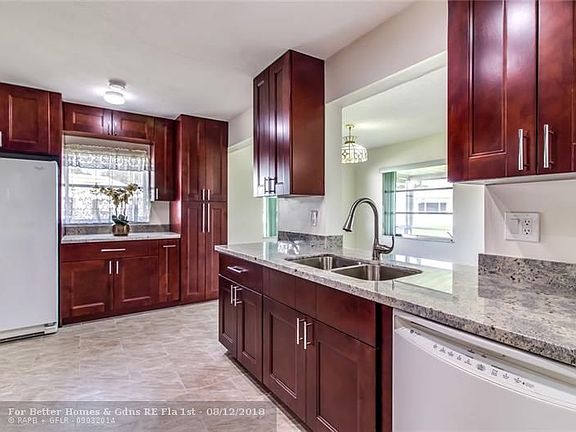 3rd image of 8831 NW 14th St