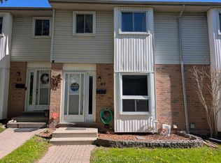110 Deveron Cres #49, London, ON N5Z 4W7