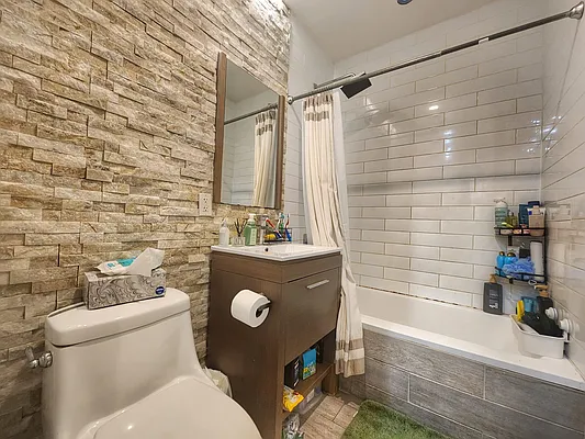 Rented by RELEASE NY | media 8