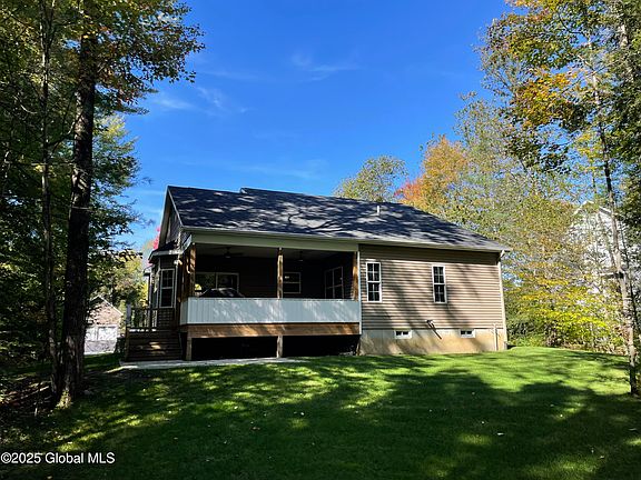 4th image of 176 Montray Road