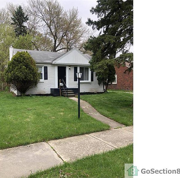 1st image of 26894 N River Park Dr