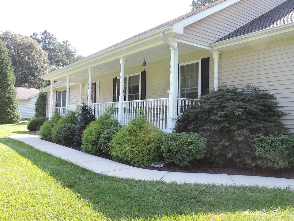 2nd image of 20 S Shore Dr