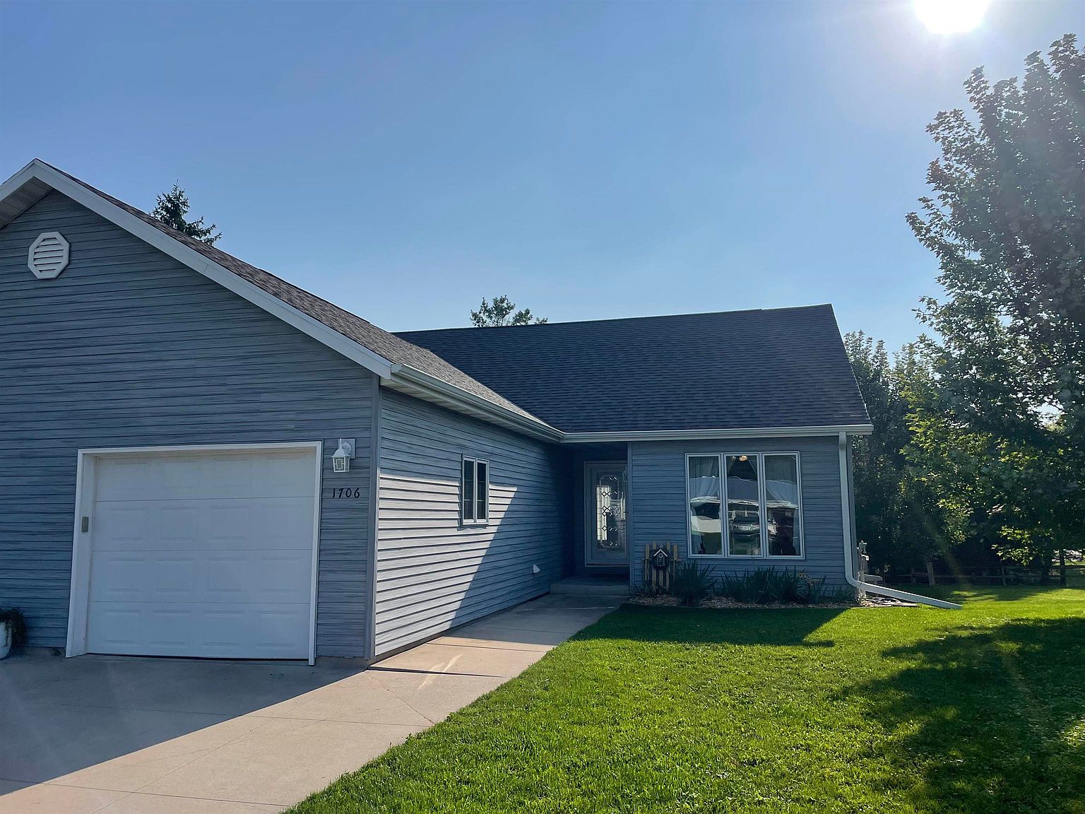 1706 Mason St, New Holstein, WI 53061 MLS 50280028 Zillow