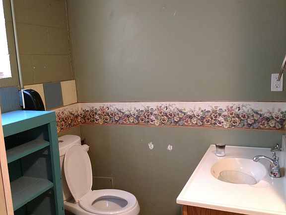 Downstairs masterbath