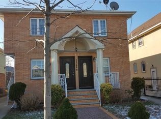 7644 263rd St, Glen Oaks, NY