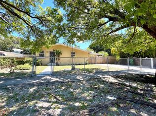 1310 W 31st St, Hialeah, FL 33012
