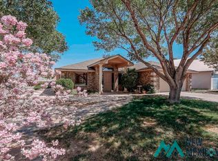 612 Riviera Ct, Carlsbad, NM 88220